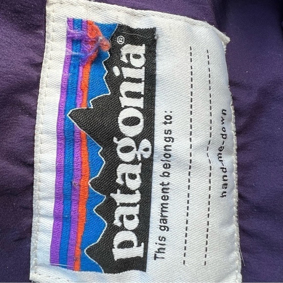 Patagonia Common Threads Girls Coat Purple Size 10 with plush Hood. - Picture 3 of 15